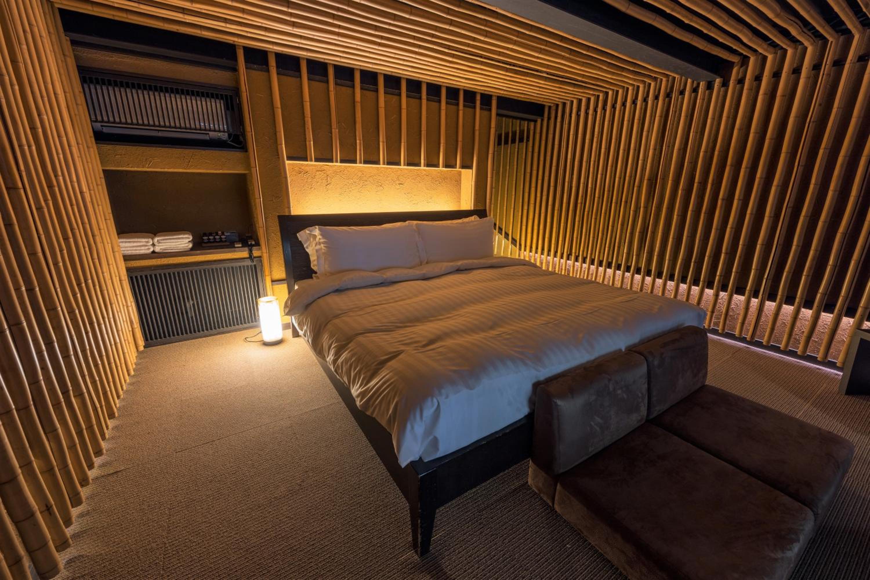Suite, Outdoor Bath