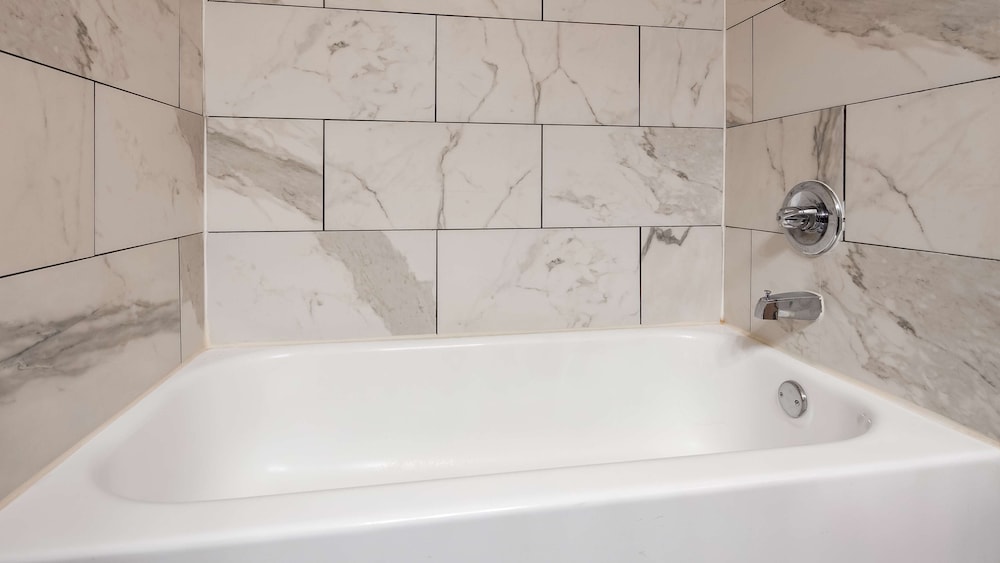 Best Western Pearl City Inn 14/33