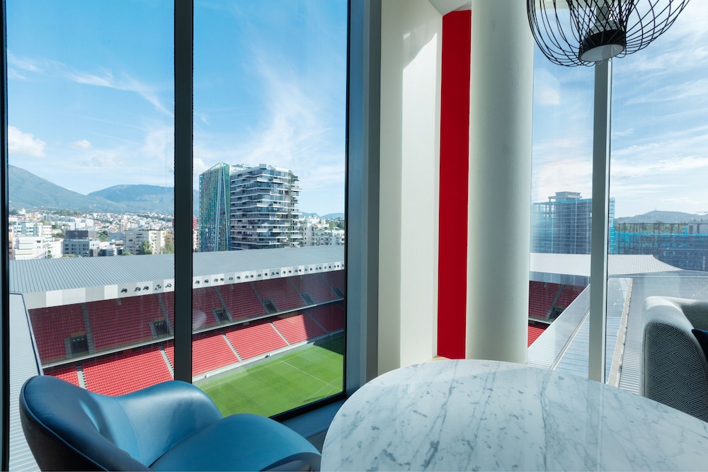 Tirana Marriott 11/50