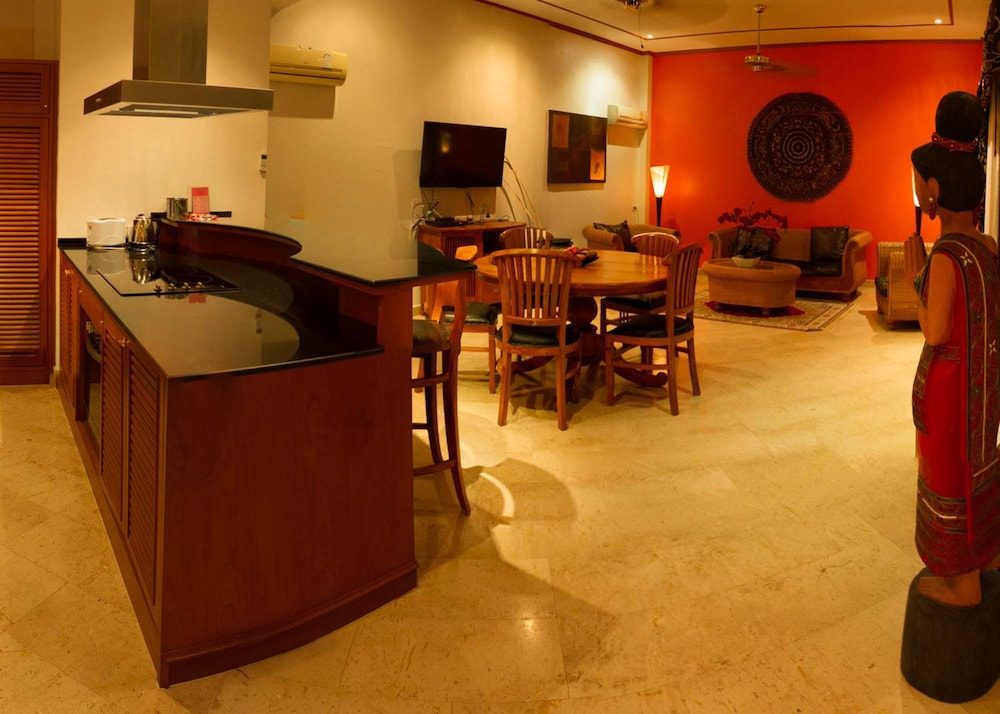 VIP Chain Resort Pool Villa 34/50