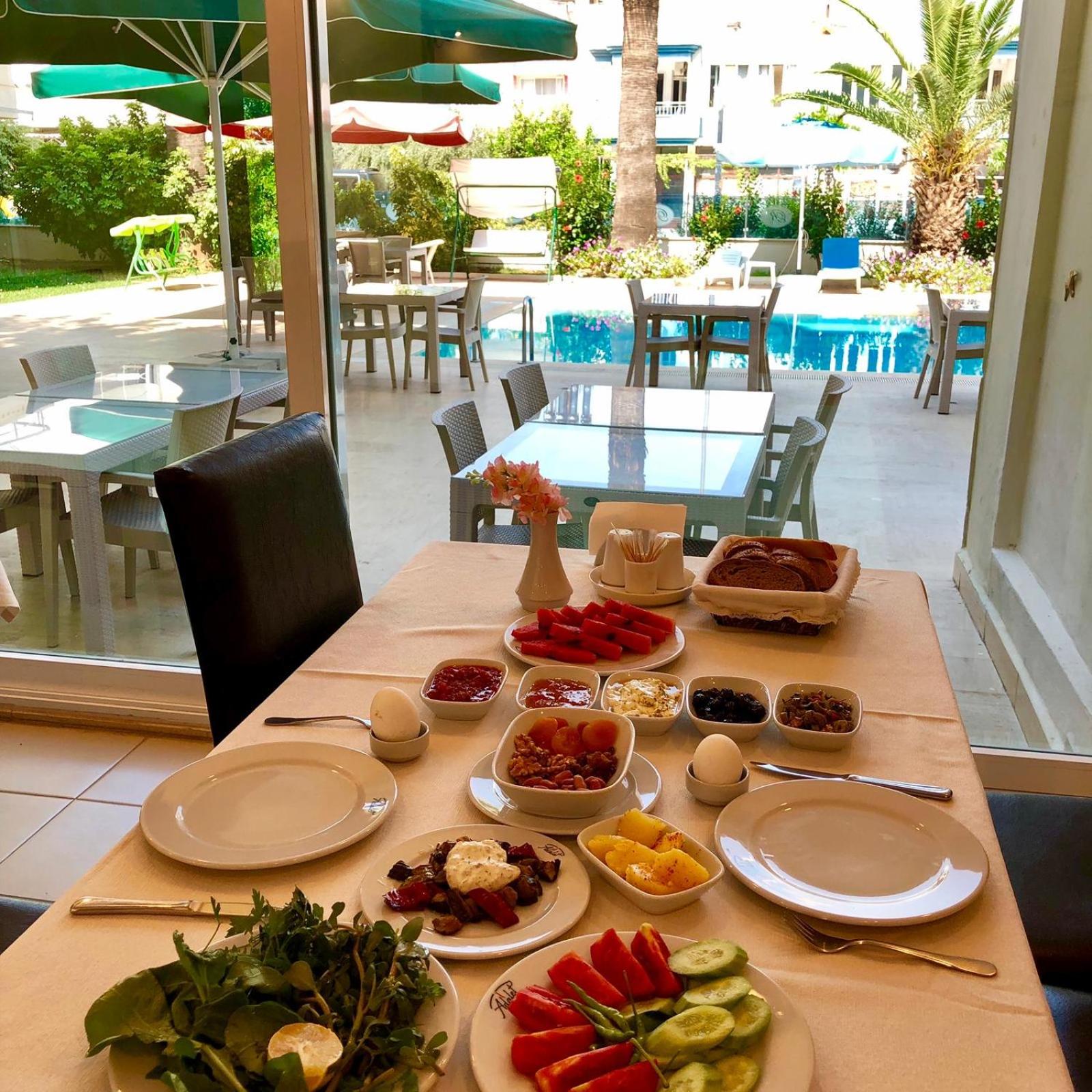 Hotel Rumana 33/50