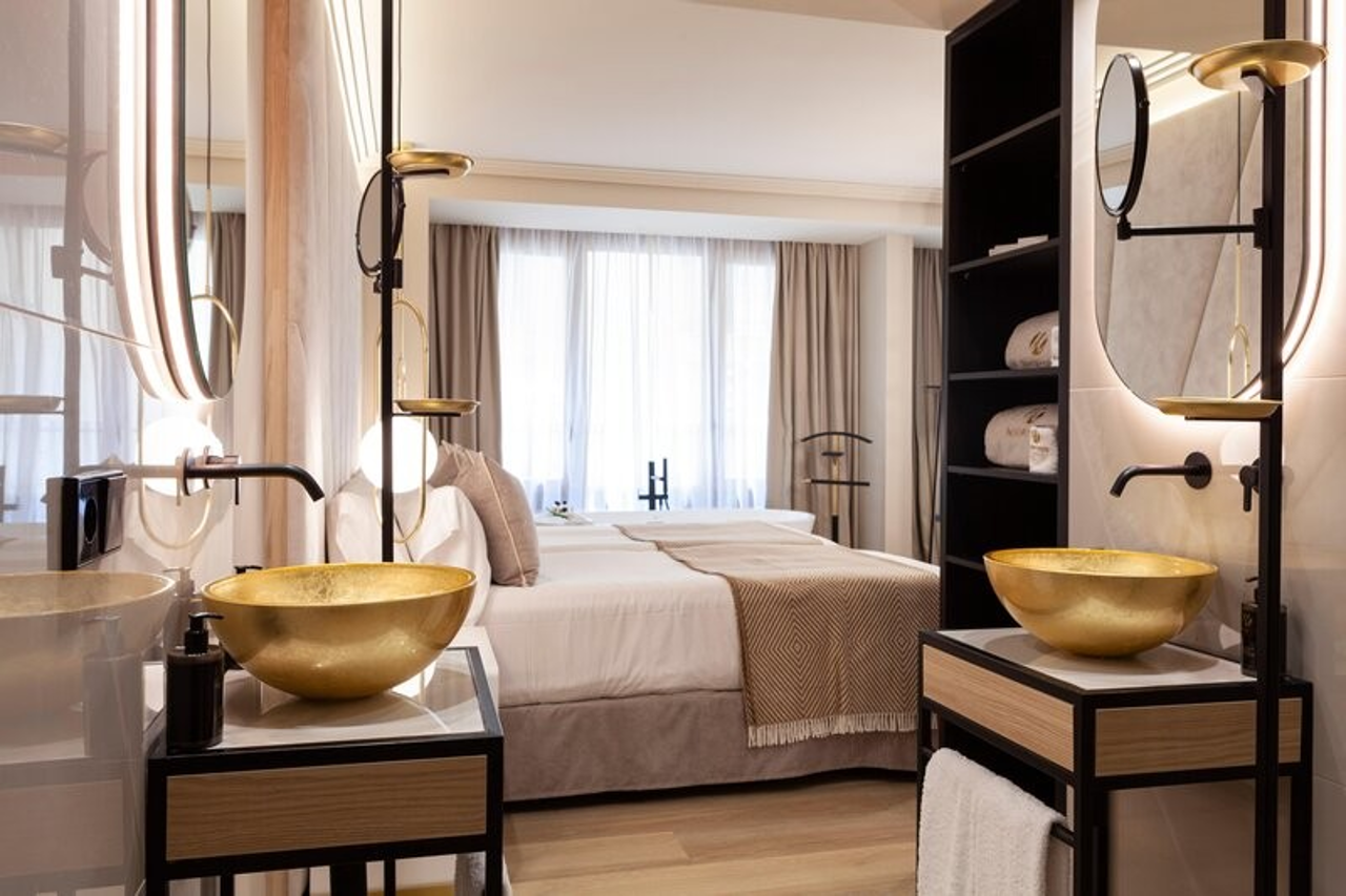 Nivia Born Boutique Hotel 13/36