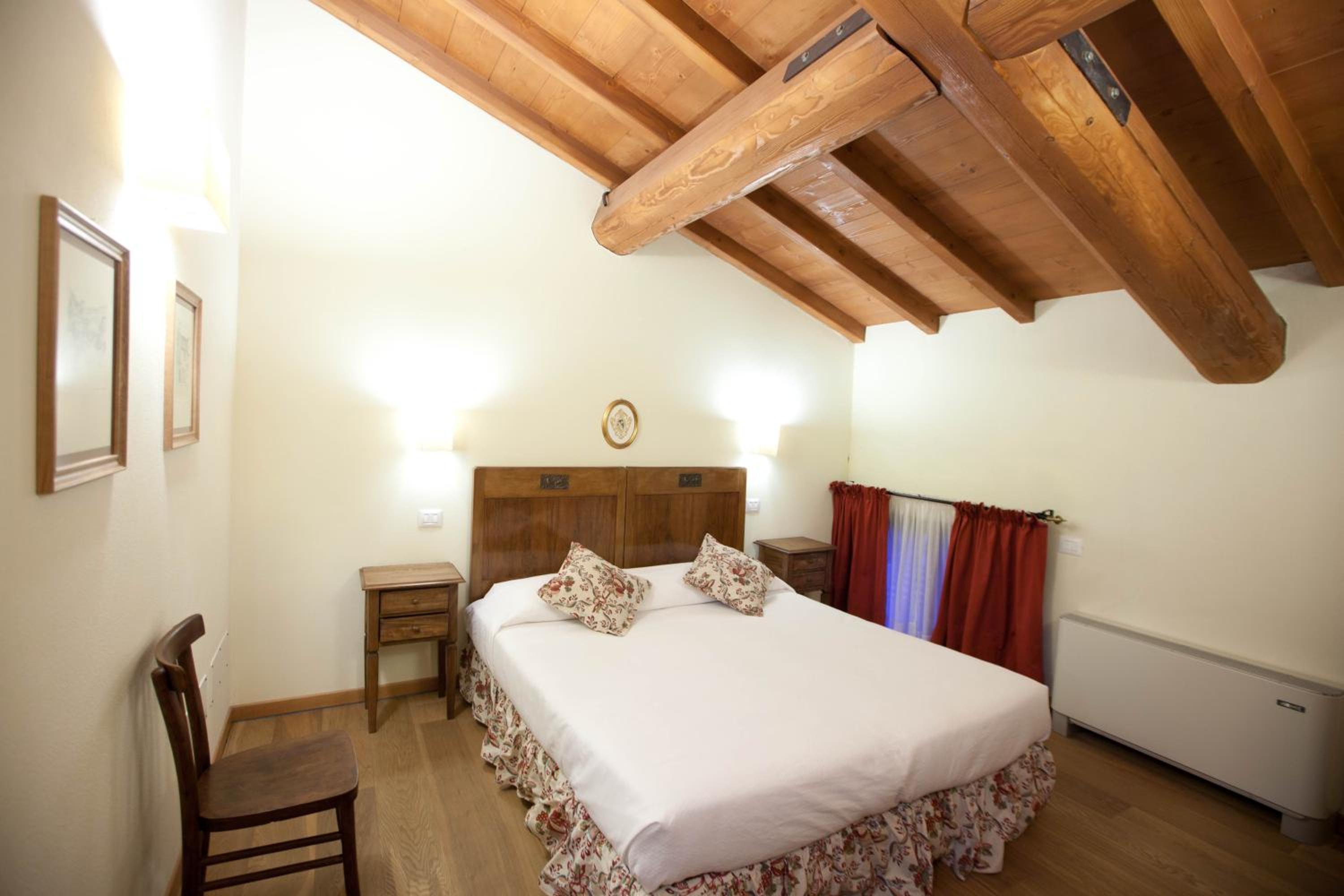2 Bedrooms, Apartment