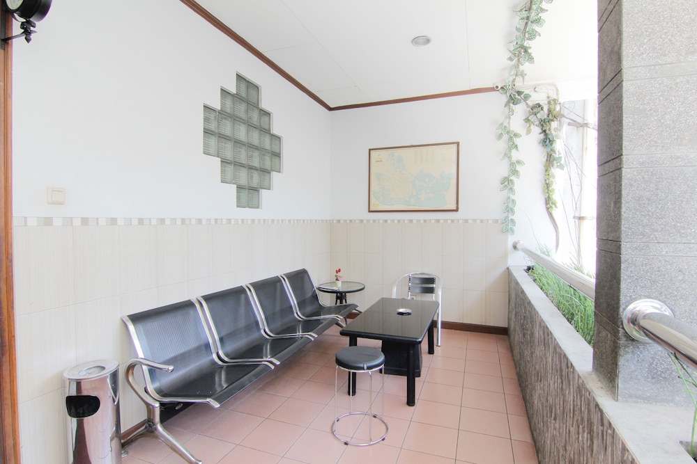 OYO 90103 Hotel Palem 21/24