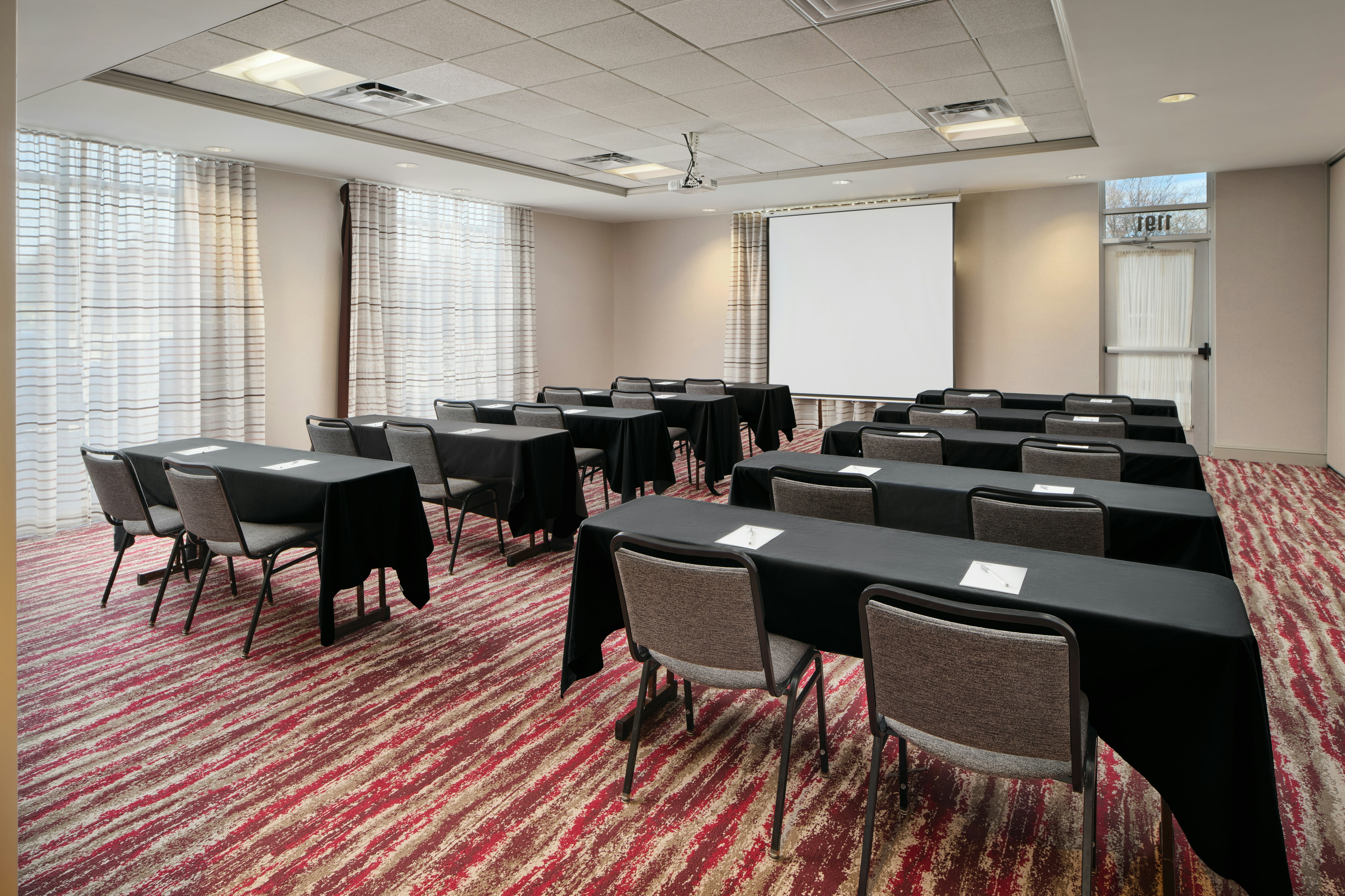 Hilton Garden Inn Schaumburg 18/31
