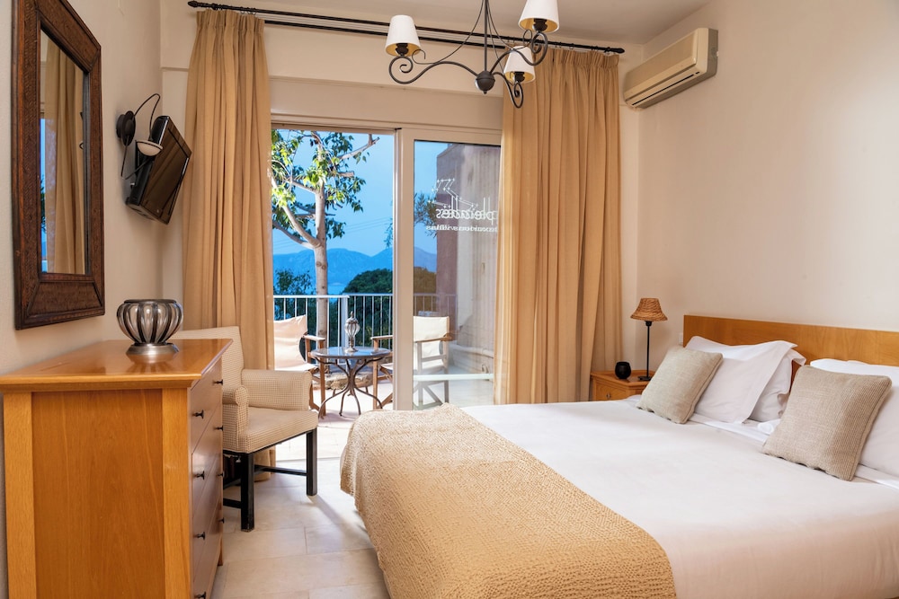 Pleiades Luxurious Villas 8/48