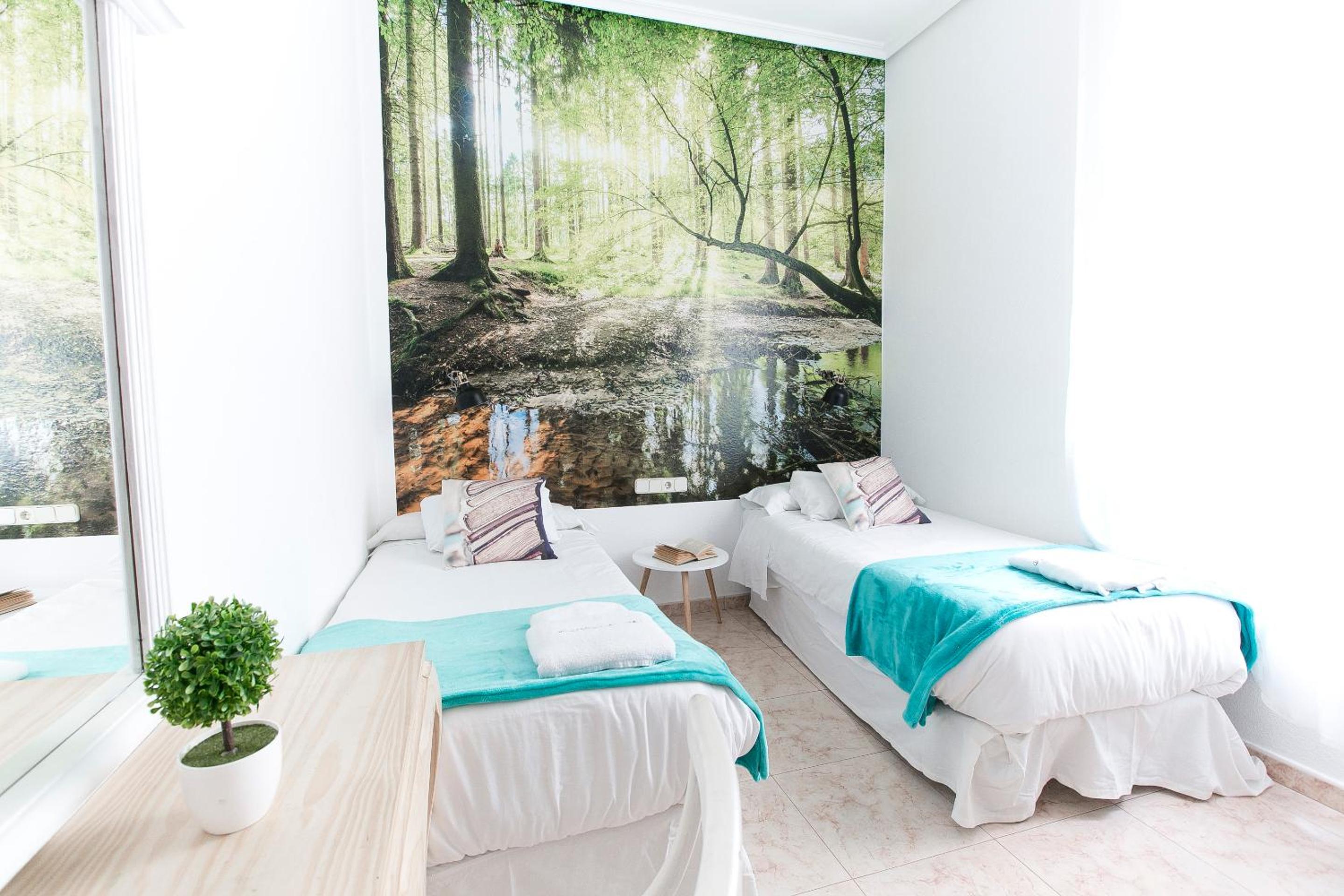 Room, Double or Twin Bed