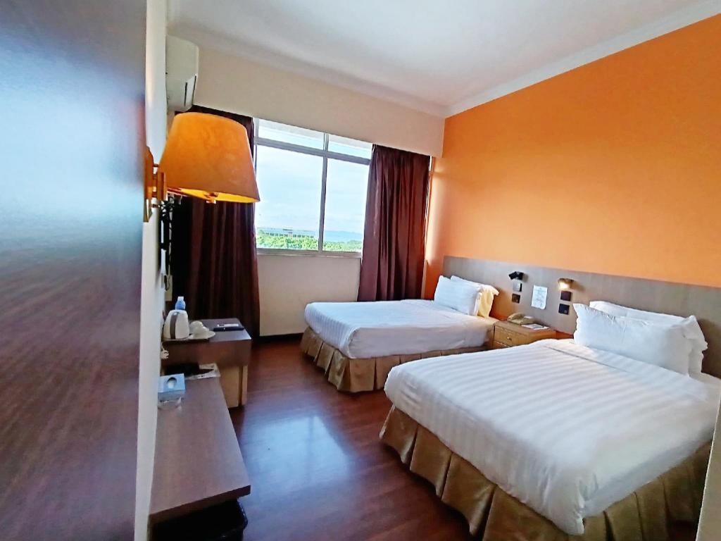 Hotel Emas Tawau 25/50