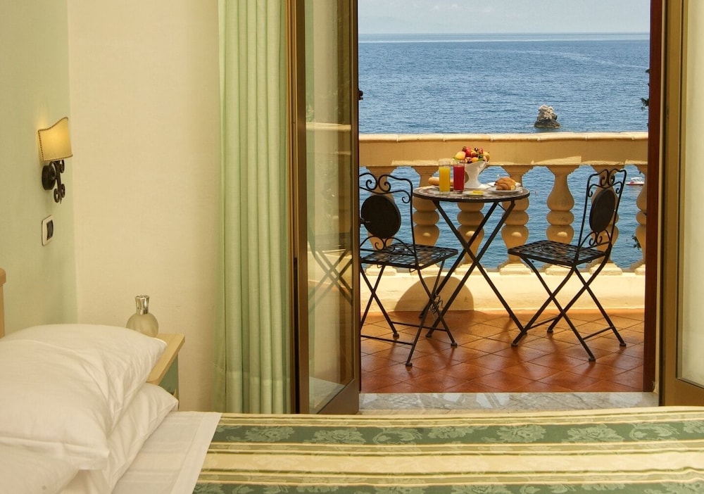 Jonic Hotel Mazzaro' 4/56