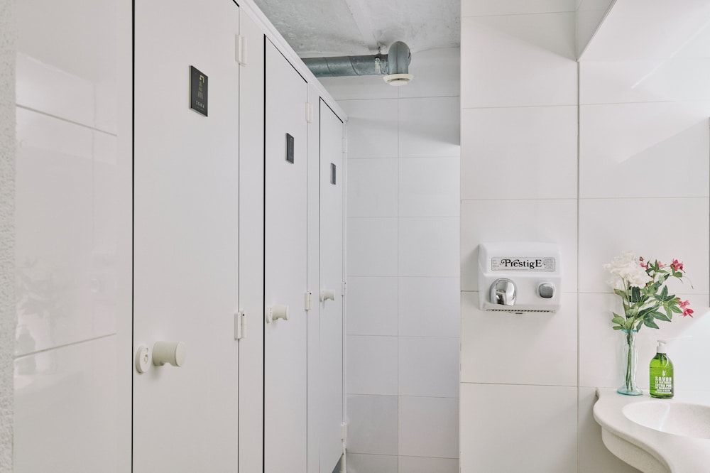 2Go4 Quality Hostel Brussels City Center 50/50