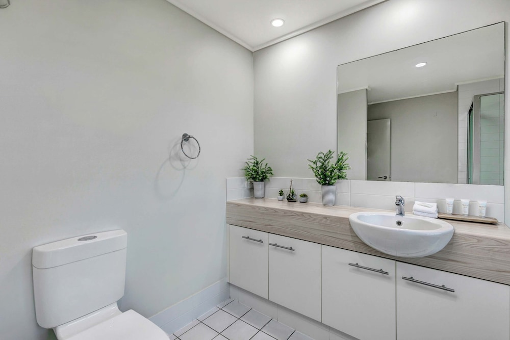 Ramada Encore by Wyndham Whale Cove Hervey Bay 19/57