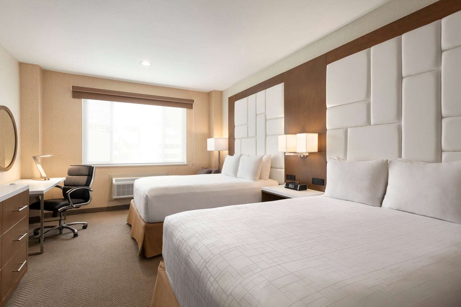 Wyndham Anaheim 9/25