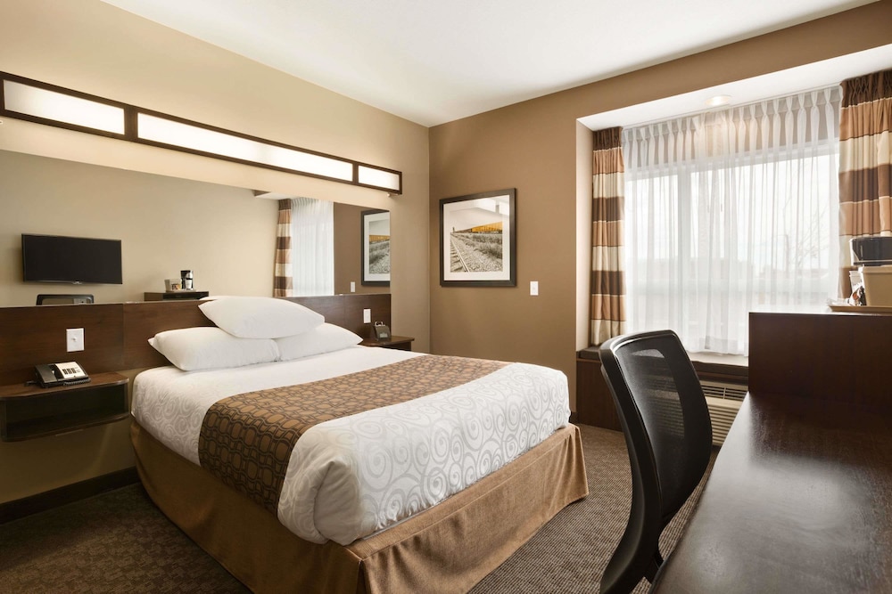 Microtel Inn Suites By Wyndham Blackfalds Red Deer North 4/23