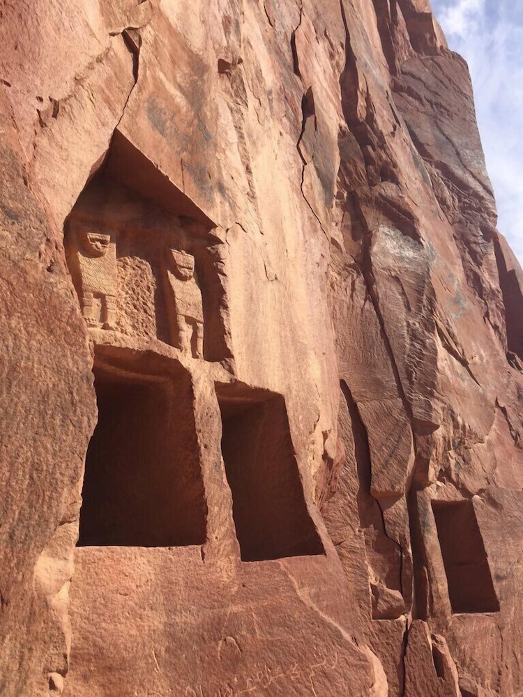 وعد العلا(Waad Al Ula Hotel) 38/43