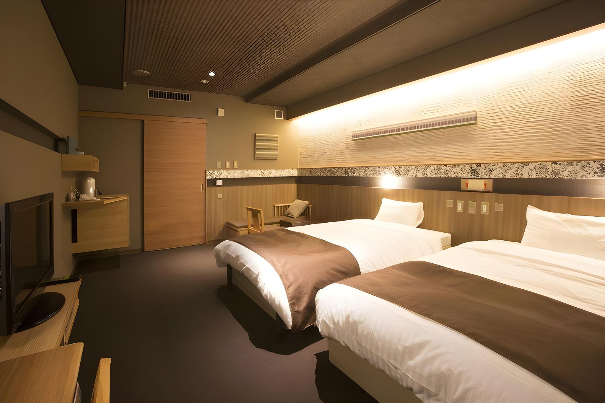 Renovated, Japanese, Modern, Twin Beds, New Building
