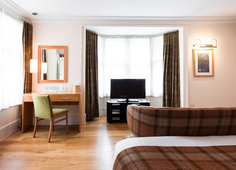 Abode Canterbury 36/44