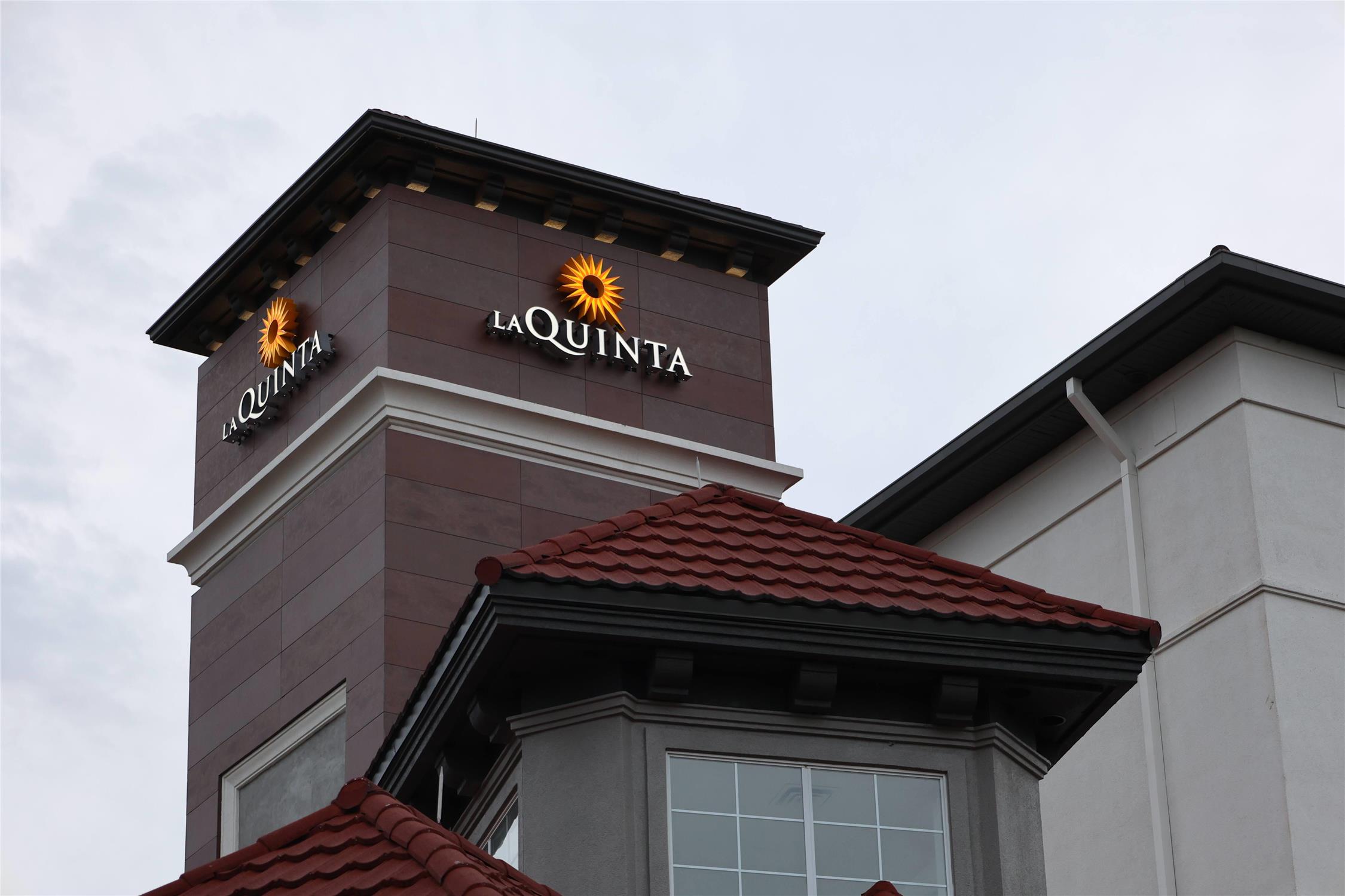 La Quinta Inn Suites Ocala 6/72