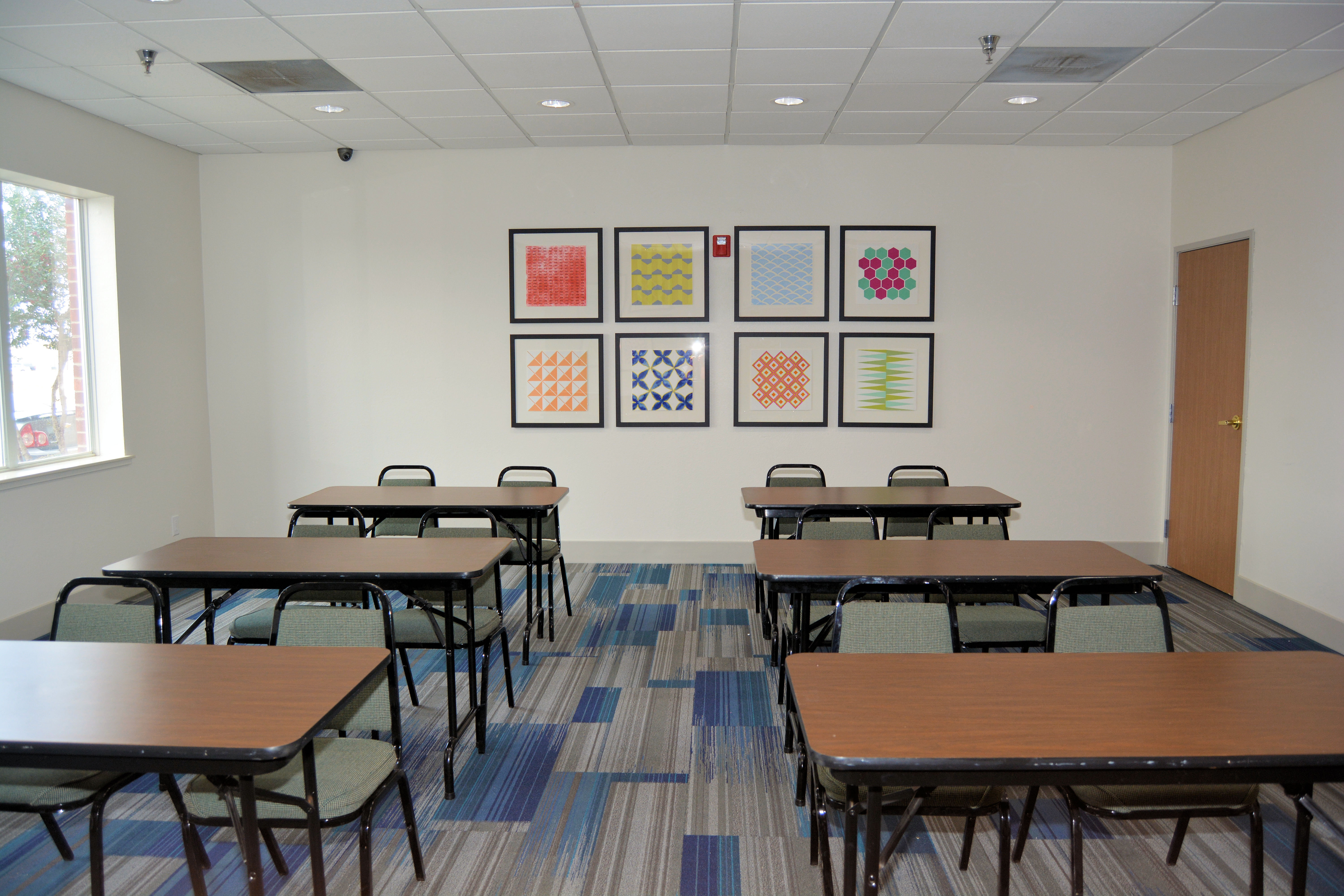 Holiday Inn Express And Suites 47/50