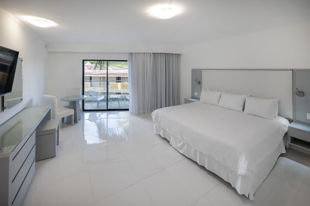 Viva Dominicus Beach by Wyndham, A Trademark All Inclusive 9/50