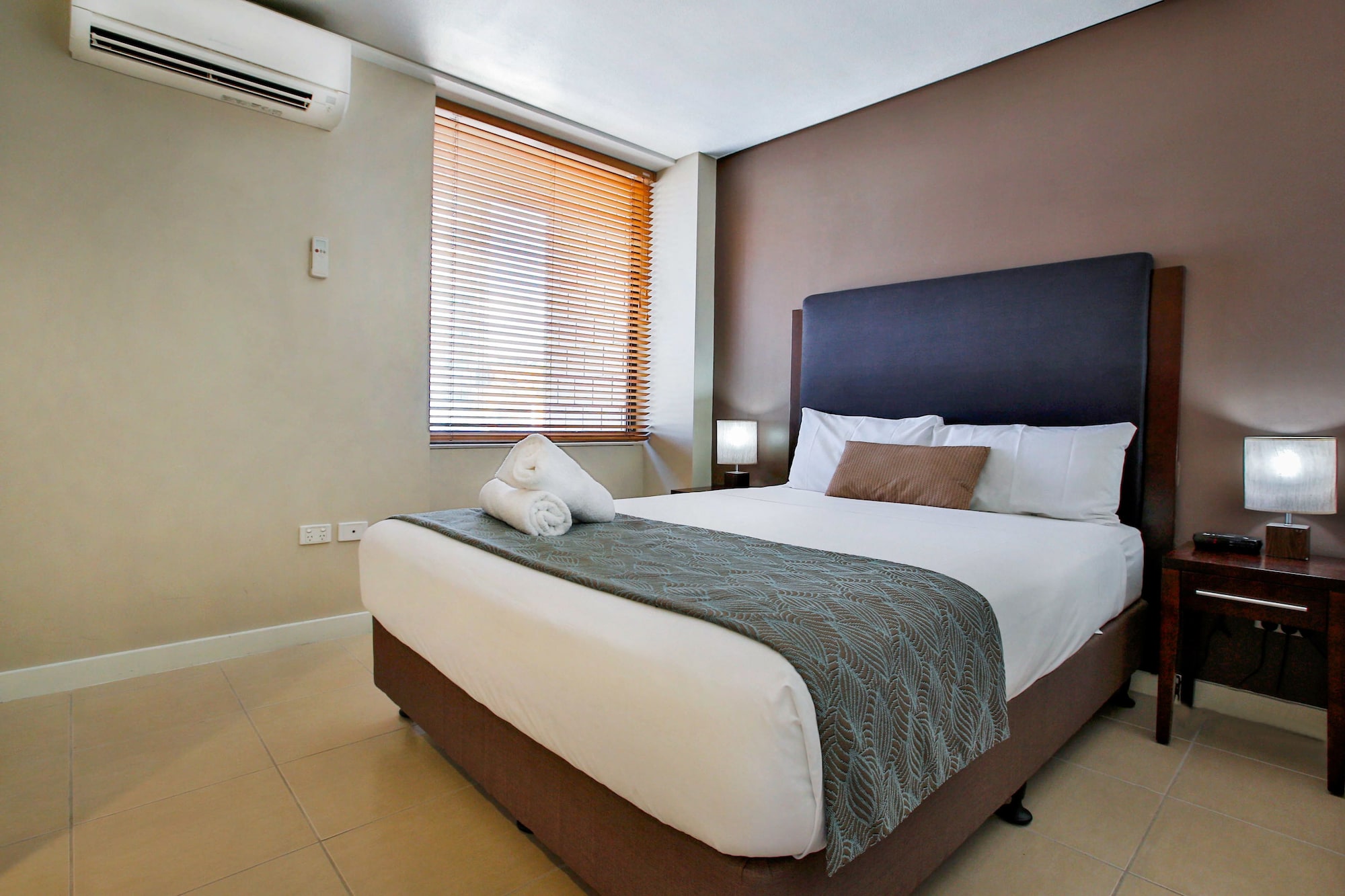 FAMILY SUITE, EXECUTIVE