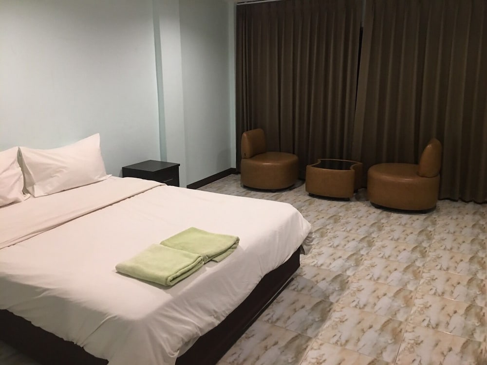 Tamarind Residences 13/51