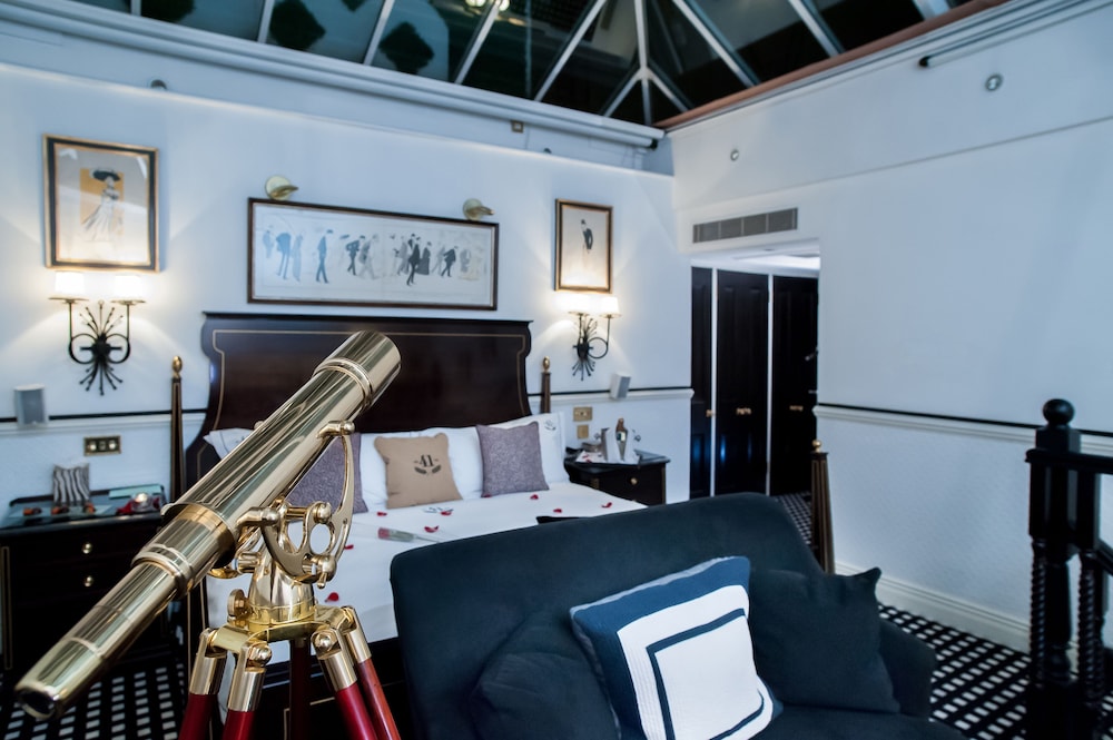 Hotel 41 55/72