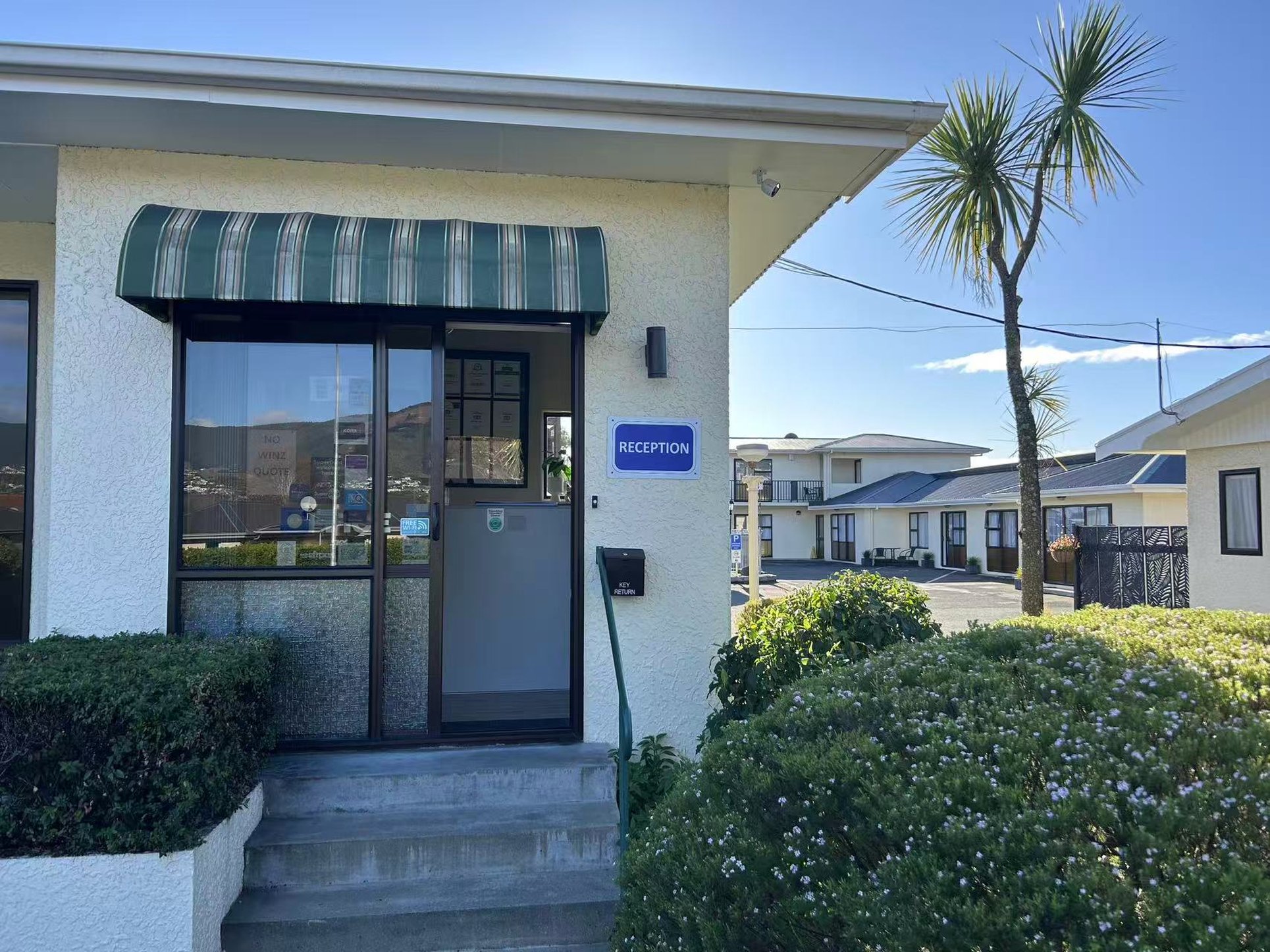 ARCADIA MOTEL 9/48