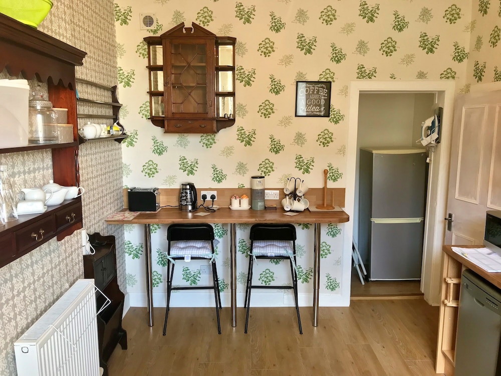 233 Leith Apartment 24/24