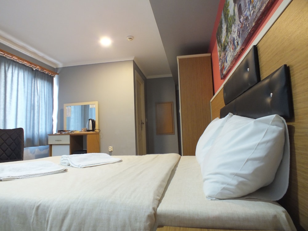 Naila Hotel 14/69