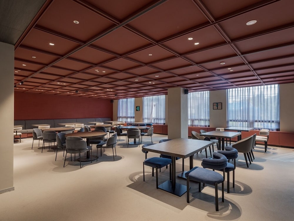 Ramada Plaza by Wyndham Chungjang 19/25