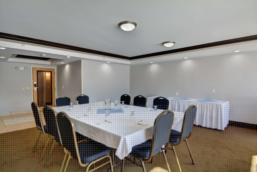 Best Western Plus Keene Hotel 54/63