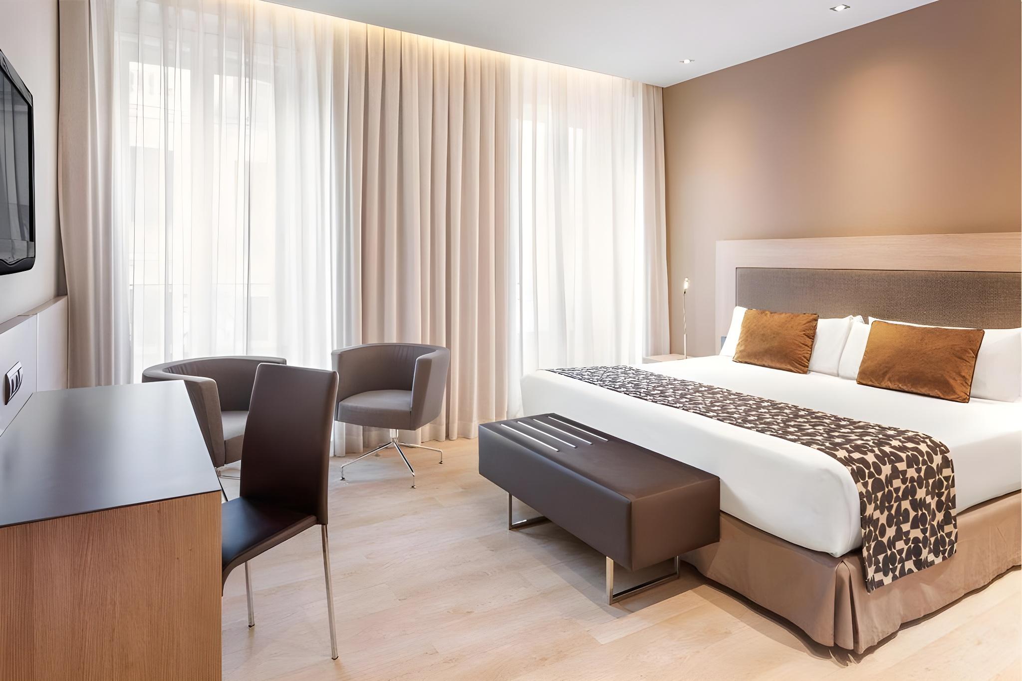 Superior, Single, King Bed