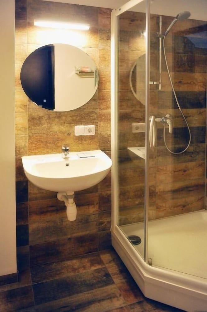 Art Hotel Bohema 50/50