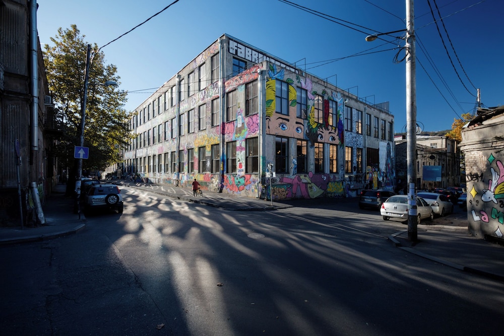 Fabrika Tbilisi 44/49