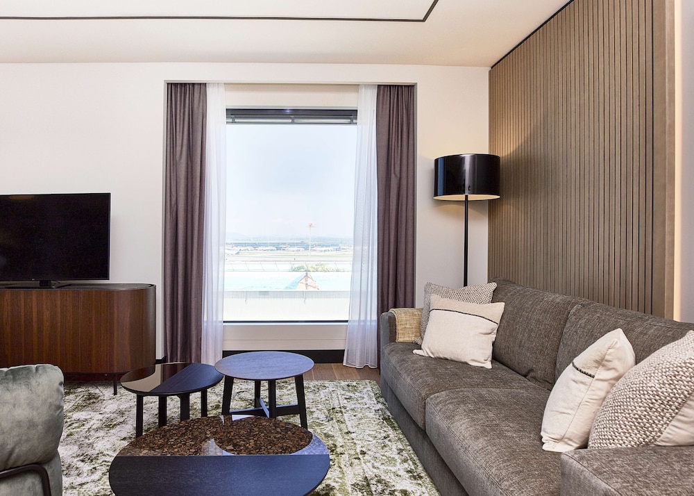 Radisson Blu Hotel Zurich Airport 54/72