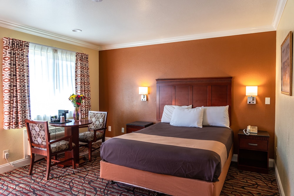 Seaside Inn 11/50