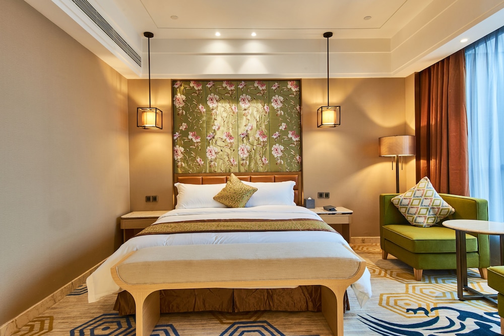 Huayu Landmark Hotel 10/32