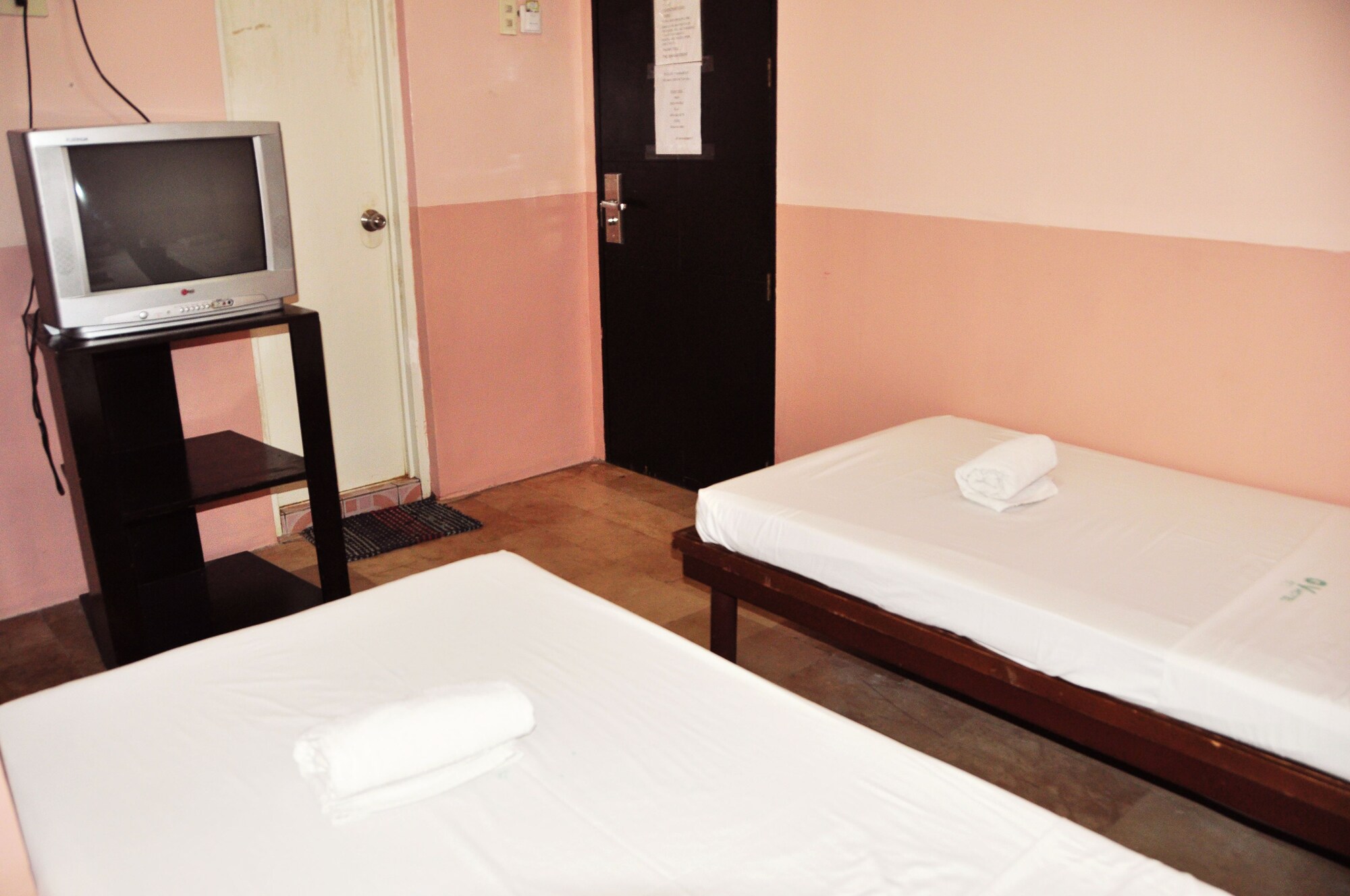 STANDARD, TWIN BEDS
