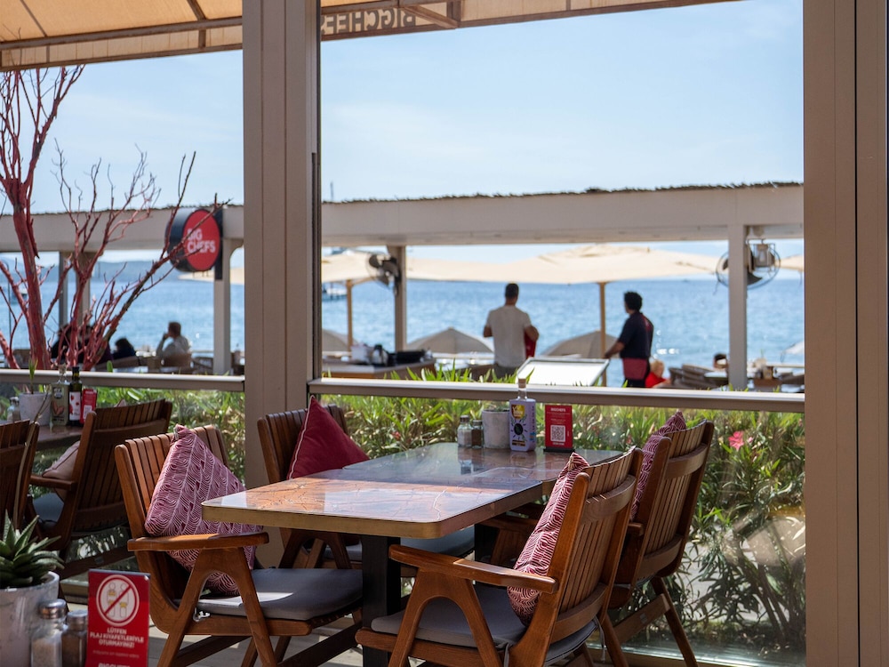 Acropol of Bodrum Beach Hotel 20/36