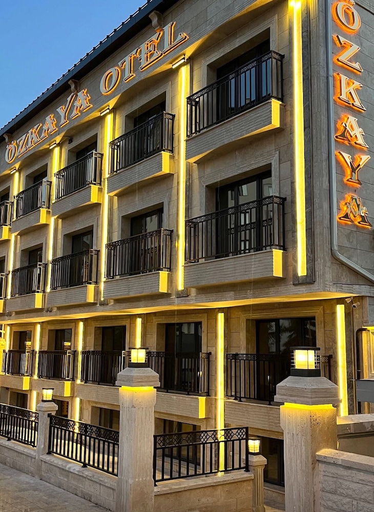 Ozkaya Otel 4/49