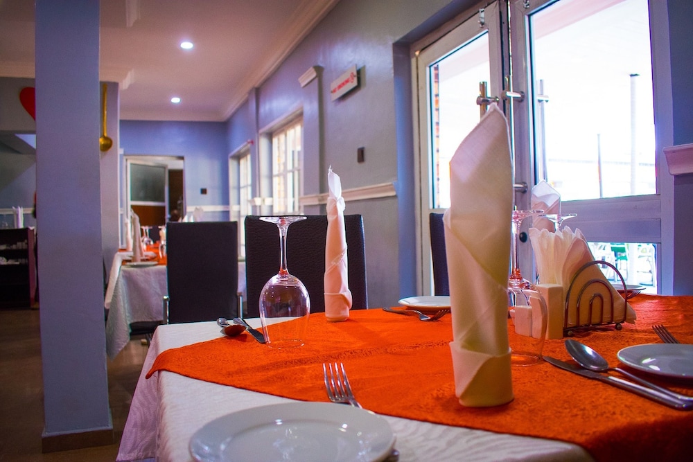 Esporta Suites 49/50