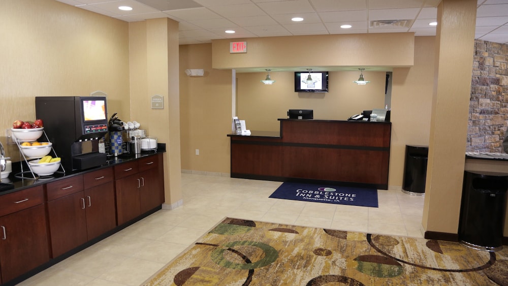 Comfort Inn & Suites Marquette - Prairie du Chien 11/55