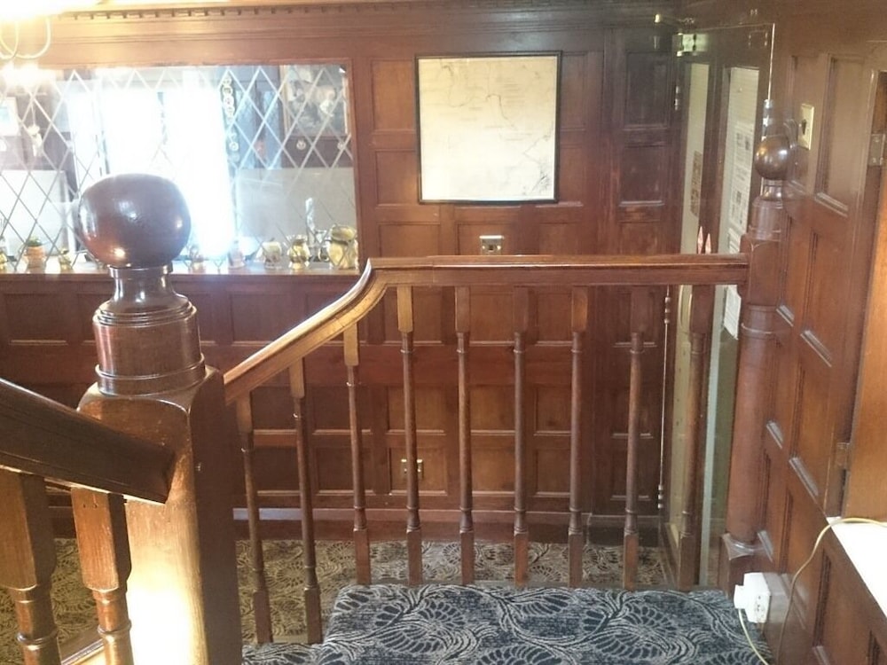 The Silverdale Hotel 5/46
