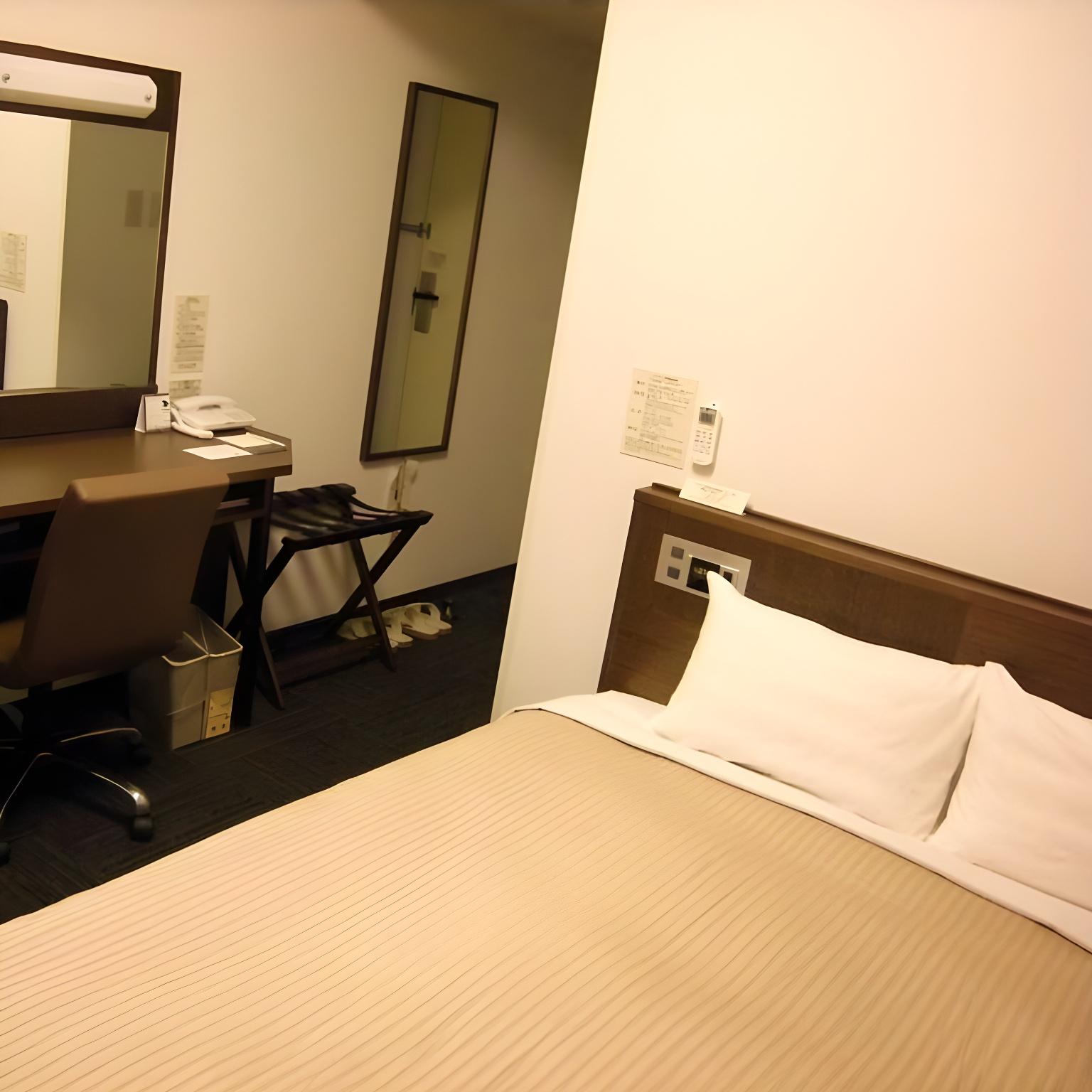 Semi Room, Standard, Semi Double Bed, River View, Smoking