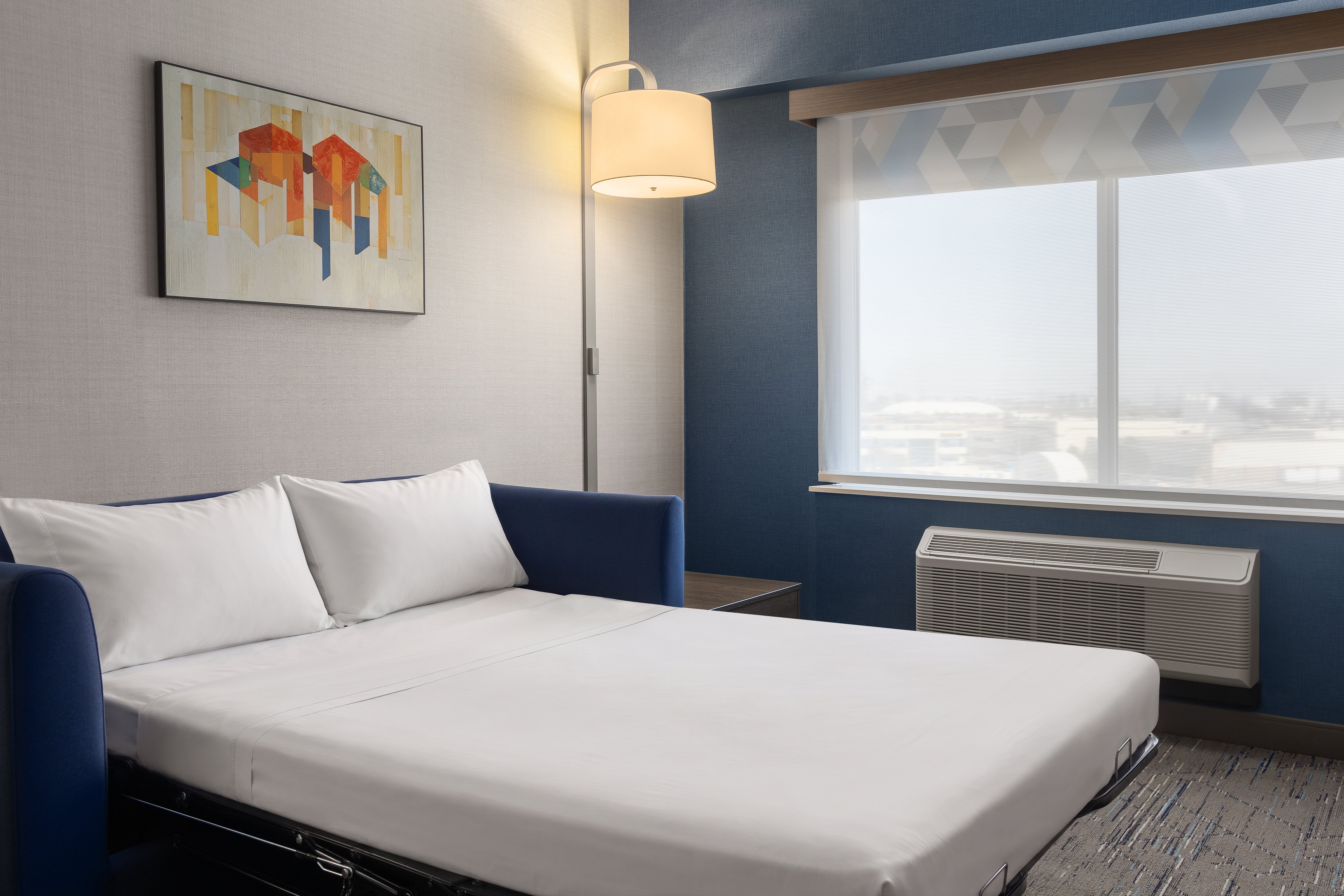 Holiday Inn Express Suites Vaughan 23/78