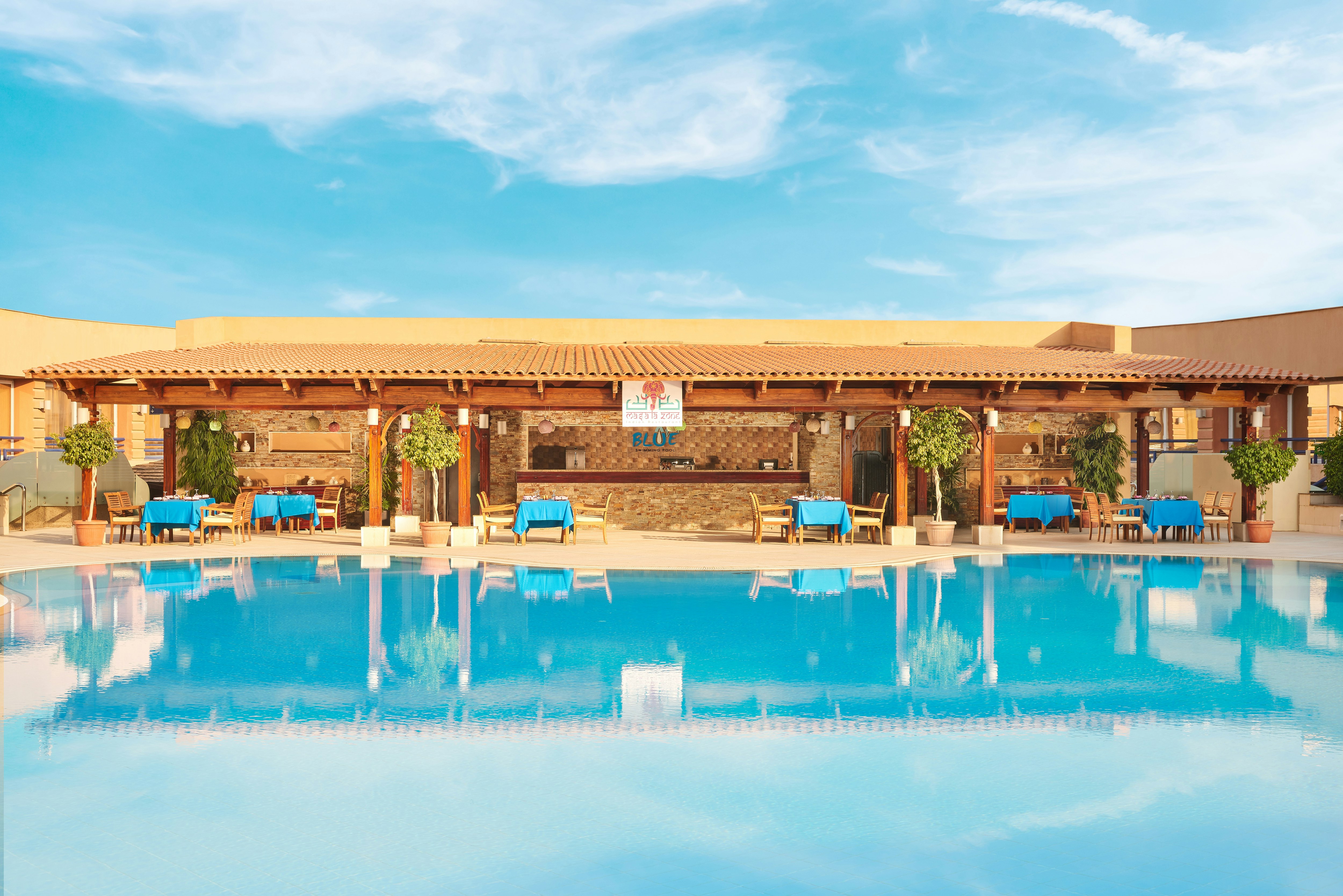 Hilton Alexandria Green Plaza 84/89