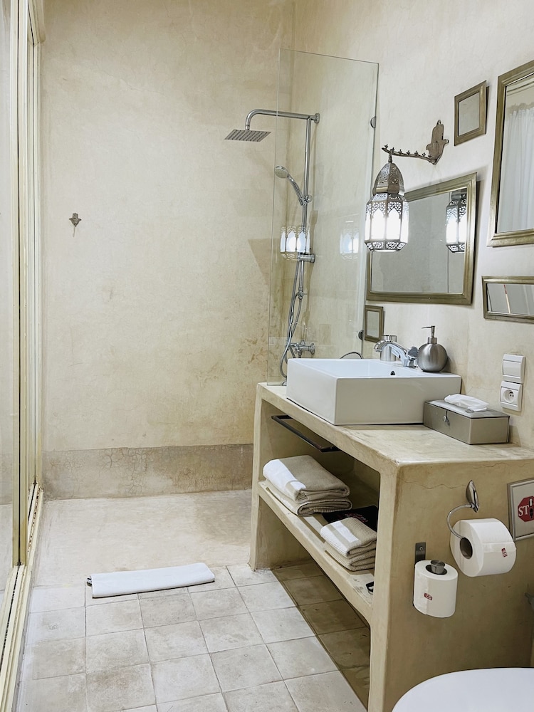 Riad 144 48/50