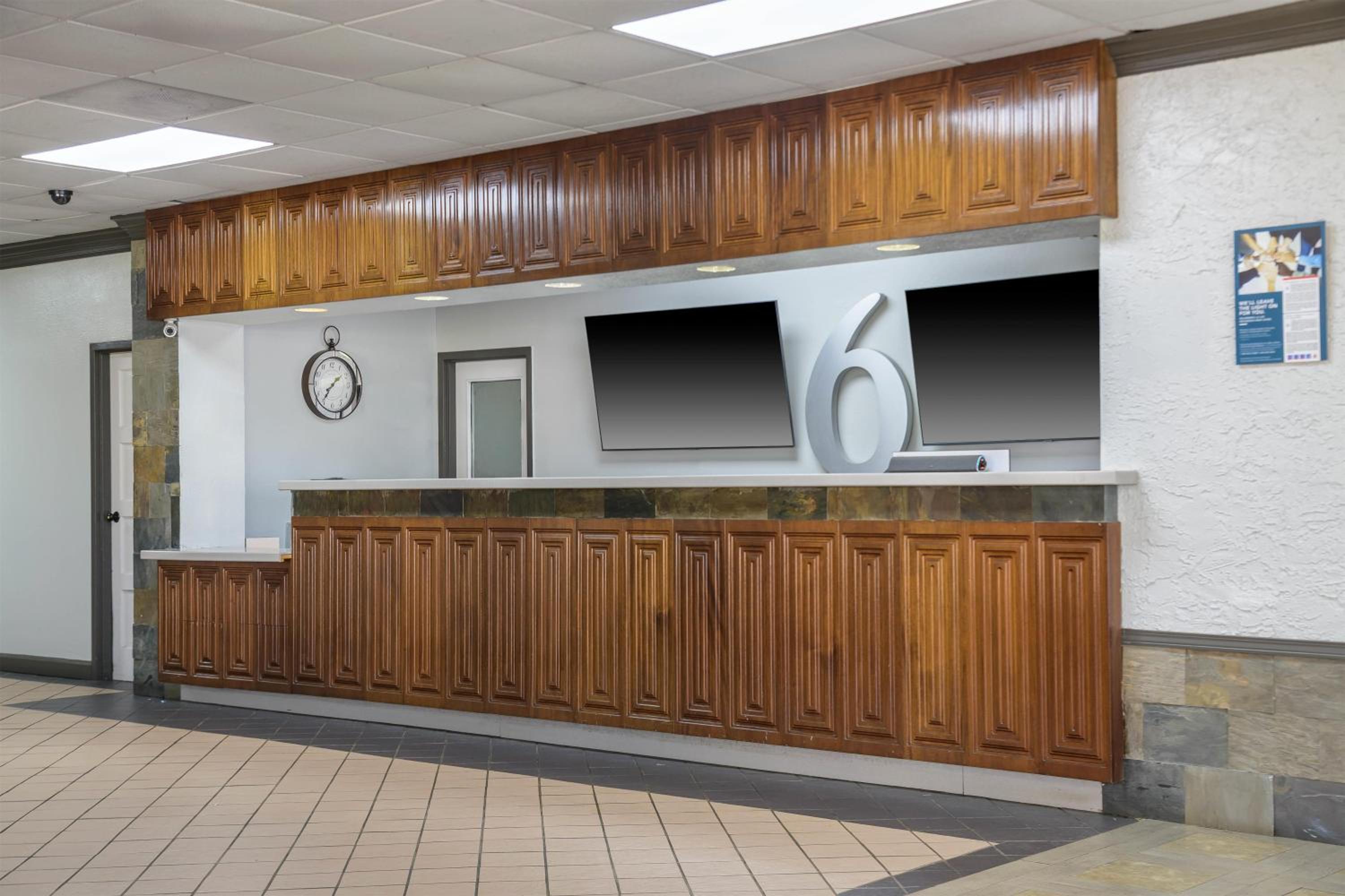 Studio6 Stockbridge, GA - Hwy 138 W 6/27