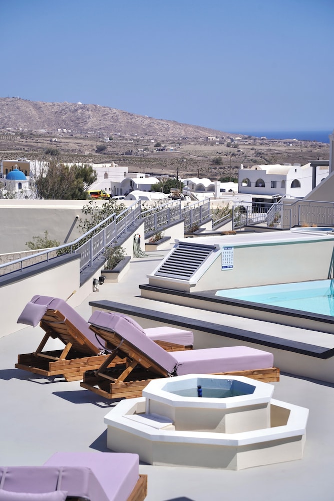 The Noverian Bios Caldera, Sunset Suites 6/58