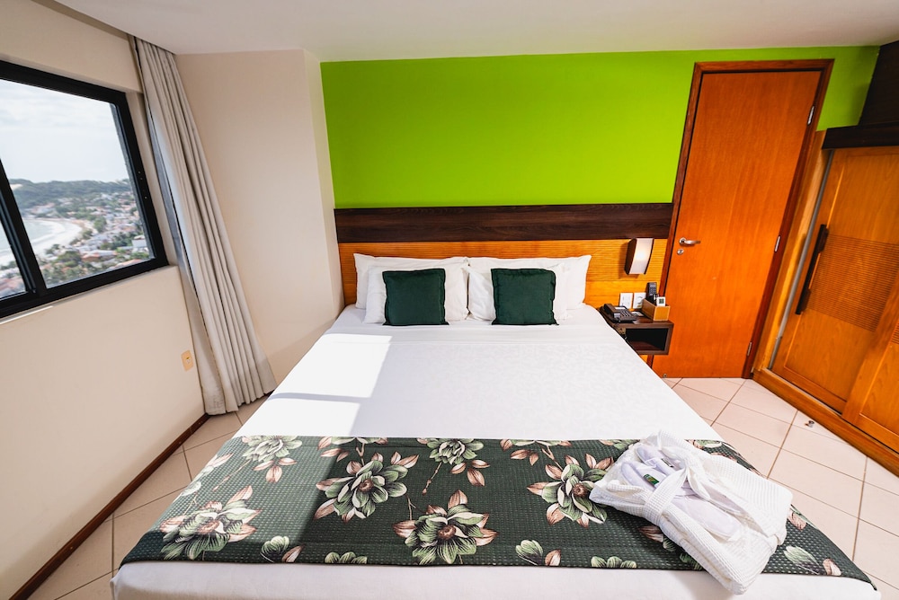 BUSINESS, DOUBLE BED